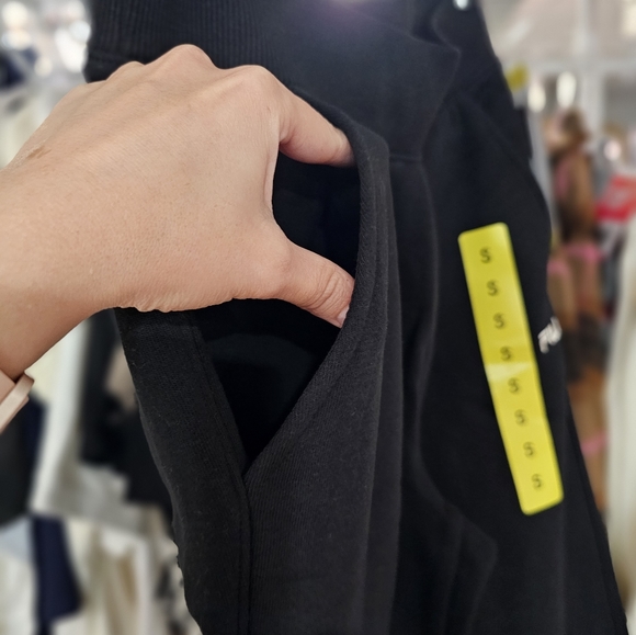 FILA FLEECE JOGGER PANTS WOMEN'S SIZE AVAILABLES BLACK - Picture 4 of 8